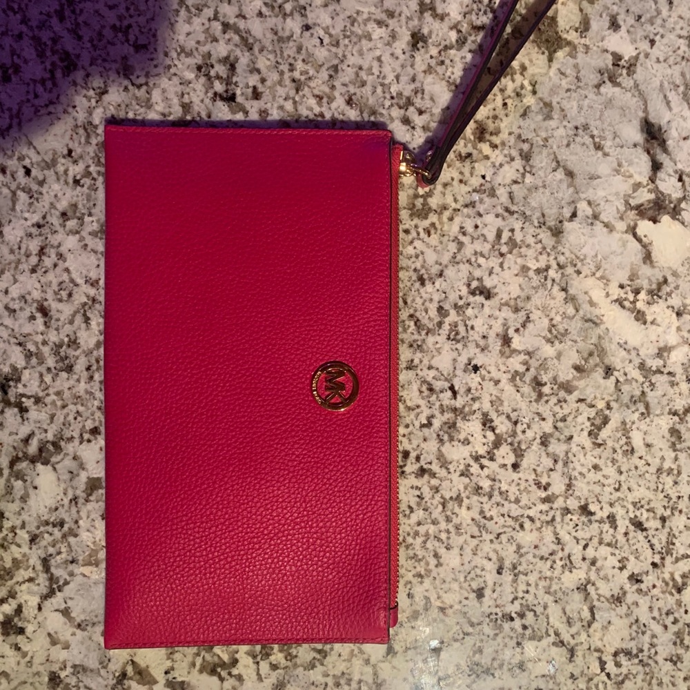 Pink Michael Kors Wrist Wallet